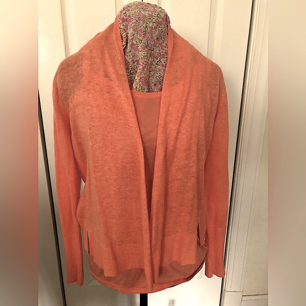 Price Drop‼️E.F. Fine Linen Open Cardigan W/Side Splits**W/Silk Cami **Size S
